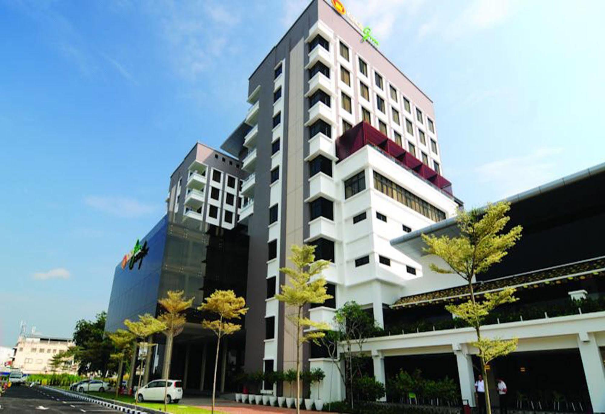 Kings Green Hotel City Centre Melaka Exterior photo